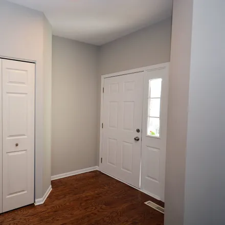 Image 2 - Clearwater Drive, Plainfield, IL 60586, USA - Loft for rent