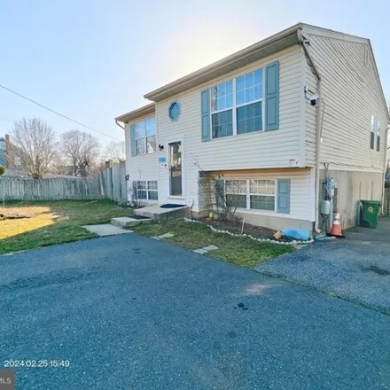 Image 2 - 5526 Magie Street, Brooklyn Park, MD 21225, USA - House for rent