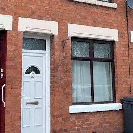 Rent this 2 bed apartment on Repton Street in Leicester, LE3 5FF