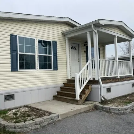 Buy this studio apartment on 77 Elmhurst Drive in South Lockport, NY 14094