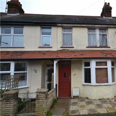 Buy this 3 bed townhouse on Russell Road in Felixstowe, IP11 2BD