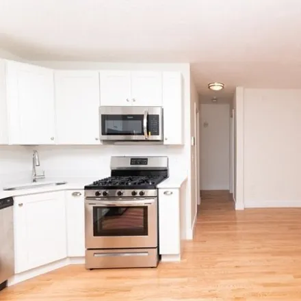 Image 3 - 376 Washington Street, Boston, MA 02124, USA - Apartment for rent