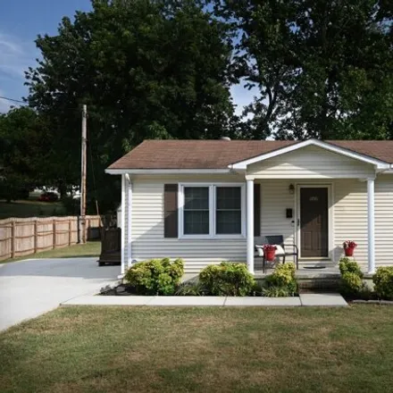 Buy this 2 bed house on 117 Seitz St in McMinnville, Tennessee