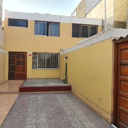 Buy this 4 bed house on Calle Zaragoza in La Perla, La Perla 07011