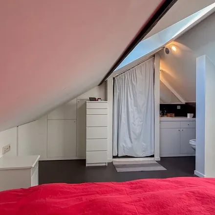 Rent this 5 bed apartment on Leuvensesteenweg 433 in 3070 Kortenberg, Belgium