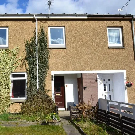 Rent this 3 bed townhouse on Menteith Road in Stirling, FK9 5DH