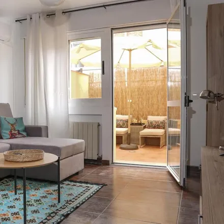 Rent this 1 bed townhouse on Madrid