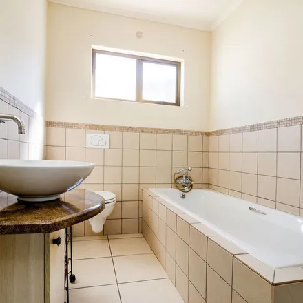 Image 5 - unnamed road, Allen's Nek, Roodepoort, 1709, South Africa - Apartment for rent