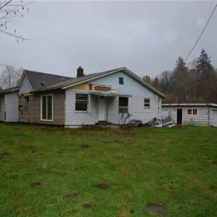 Buy this 3 bed house on 1699 Southeast Pine Road in Burley, Kitsap County