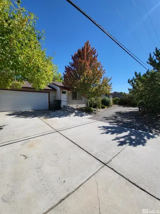Image 2 - 895 Tillman Lane, Gardnerville Ranchos, Douglas County, NV 89460, USA - House for sale