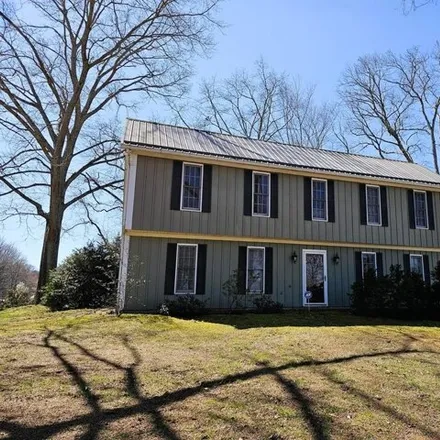 Buy this 4 bed house on 5830 Country Road in Panther Hills, TN 37814