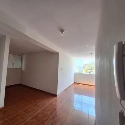 Rent this 3 bed apartment on Metro in Avenida Angélica Gamarra, San Martín de Porres