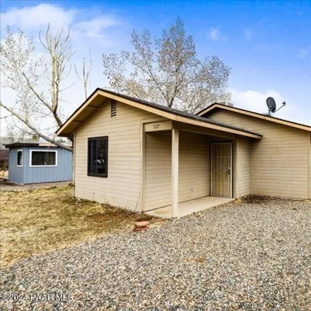 Rent this 3 bed house on 1543 North Elaine Way in Diamond Valley, Yavapai County