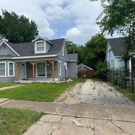 Rent this 3 bed house on 2114 Roosevelt Avenue in Fort Worth, TX 76106