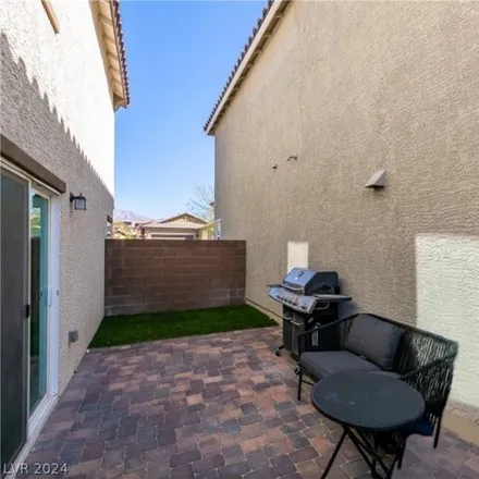 Image 6 - Shallow Crater Avenue, North Las Vegas, NV 89033, USA - House for sale