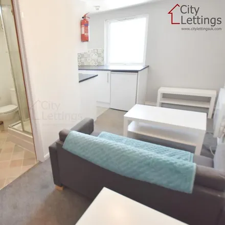 Rent this 1 bed apartment on 19 Cobden Street in Nottingham, NG7 2AP