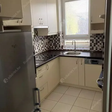 Image 4 - Angyalföldi Sportközpont, Budapest, Lomb utca 4, 1139, Hungary - Apartment for rent