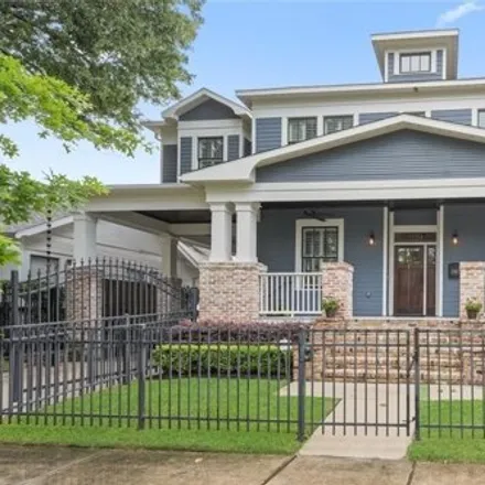 Buy this 5 bed house on 1140 Woodland Street in Houston, TX 77009