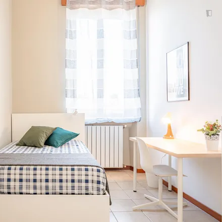 Rent this 4 bed room on Via Gaeta in 2, 20161 Milan MI