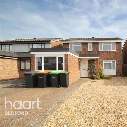 Rent this 1 bed room on 25 Clovelly Way in Bedford, MK40 3BJ