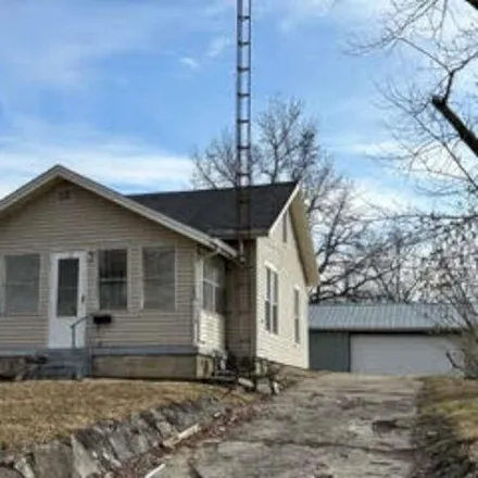 Buy this 3 bed house on 1433 Ridge Street in Richmond, IN 47374