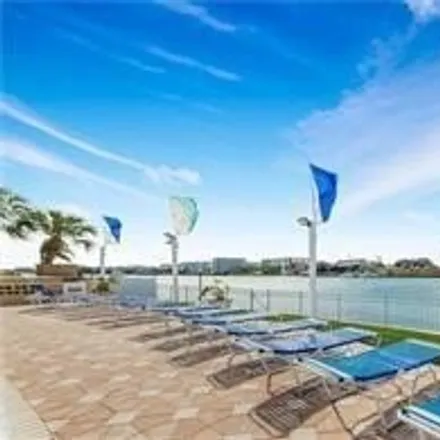 Image 2 - 10170 Imperial Point Drive South, Indian Spring Estates, Pinellas County, FL 33774, USA - Condo for sale