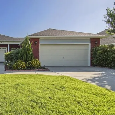 Buy this 5 bed house on 119 Cottonwood Circle in Lynn Haven, FL 32444