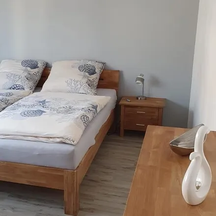 Rent this 2 bed apartment on Stadt Emden - Verwaltungsgebäude in Ysaac-Brons-Straße 16, 26721 Emden