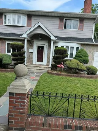 Rent this 3 bed house on 500 Terrace Blvd Unit 2 in New Hyde Park, New York