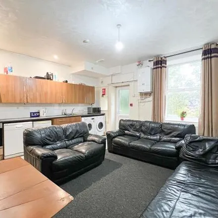 Image 7 - Crookesmoor Road, Sheffield, S10 1BG, United Kingdom - Apartment for rent