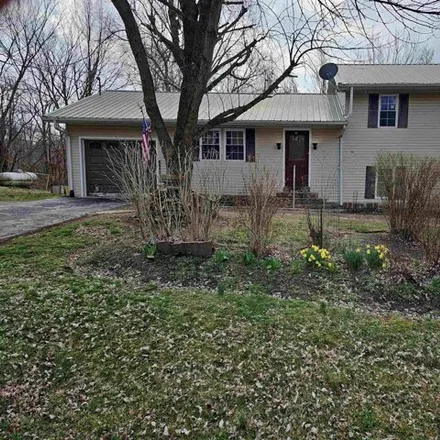 Buy this 4 bed house on 1545 Grassy Lake Rd in Makanda, Illinois