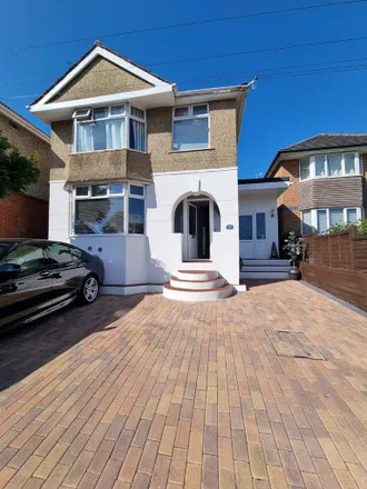 Image 1 - Yarmouth Road, Bournemouth, BH12 1JN, United Kingdom - Apartment for rent