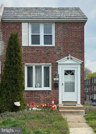 Rent this 3 bed house on 865 Fairfax Road in Upper Darby, PA 19026