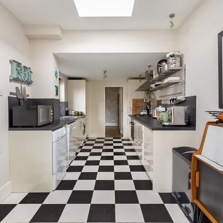 Rent this 2 bed apartment on Cowley Road in London, E11 2HA