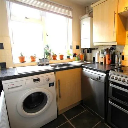 Image 3 - Whiteway Close, Bristol, BS4 4DQ, United Kingdom - Townhouse for sale