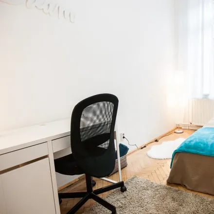 Image 1 - Budapest, Baross utca 45, 1082, Hungary - Room for rent