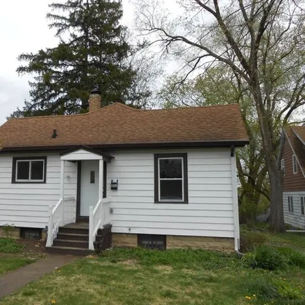 Rent this 3 bed house on 579 Bird Street in Elgin, IL 60123