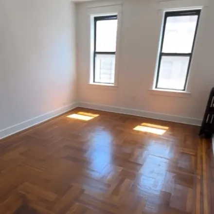 Rent this 1 bed room on 3405 Kossuth Avenue in New York, NY 10467
