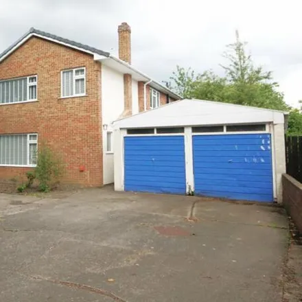 Buy this 5 bed house on Victoria Road in Stockton-on-Tees, TS19 7EJ