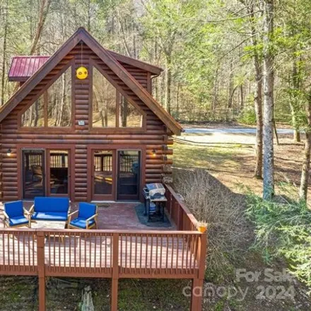Image 2 - 383 Red Bird Drive, Uree, Rutherford County, NC 28746, USA - House for sale