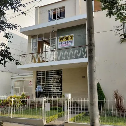 Buy this 4 bed house on Brevetes Perú in General Trinidad Morán Avenue, Lince