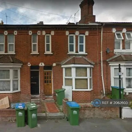 Image 1 - 49 Cromwell Road, Bedford Place, Southampton, SO15 2JH, United Kingdom - Townhouse for rent