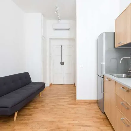 Image 3 - Questura di Roma, Via Genova, 00184 Rome RM, Italy - Apartment for rent