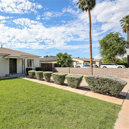 Buy this 2 bed house on 2922 North 15th Avenue in Phoenix, AZ 85015