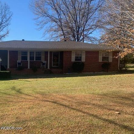 Rent this 3 bed house on 8th St SW in Vernon, AL