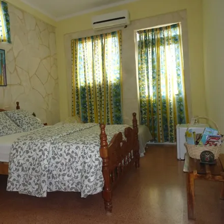 Image 3 - Dragones, HAVANA, CU - Apartment for rent