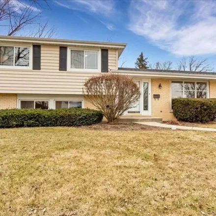 Image 2 - 2396 North Lafayette Street, Arlington Heights, IL 60004, USA - House for sale