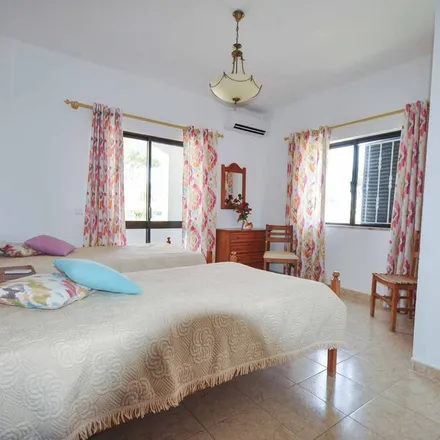 Rent this 4 bed house on Vilamoura Tennis Academy in Avenida Engenheiro João Meireles, 8125-406 Quarteira