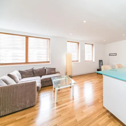 Rent this 1 bed apartment on Queens Wharf in Kennet Side, Katesgrove