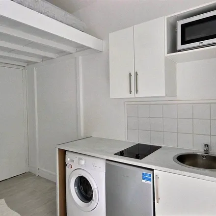 Image 4 - 52 Avenue Foch, 75116 Paris, France - Apartment for rent